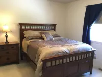 Polaris Paradise Maverick, Entire townhouse in scenic Polaris, MT - Hot Tub