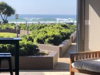 Beachfront-ocean views-central location
