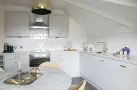 Deluxe 1 bedroom apartment