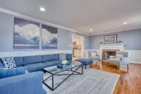 8-Bedroom Luxury Home in Baltimore County Hotel a Phoenix