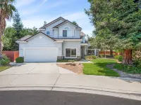 Home oasis with sauna, jacuzzi, pool & heated gazebo!