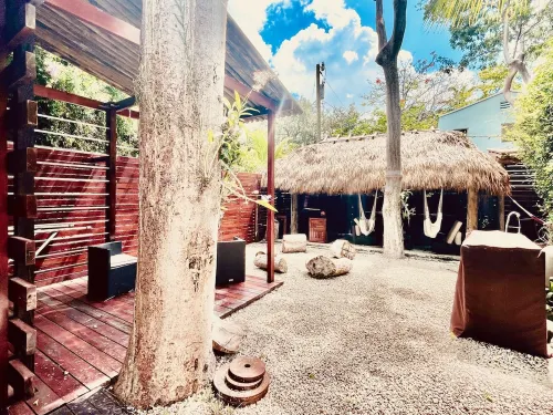 Coconut Grove Garden Cottage • Private Retreat with Free Parking & Full Kitchen - 방갈로