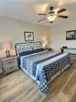 Escape to a Smoky Mountain Paradise: Book Your Dream Vacation Condo Today!