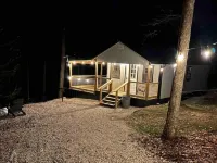 Shine On near Red River Gorge! メニフィーのホテル
