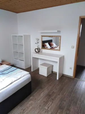 Schöne Geräumige Ruhige Fewo auf dem Land Hotels in der Nähe von Schwalbenloch Höhle