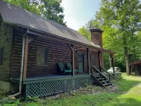 Beautiful 3 bedroom adirondack log cabin