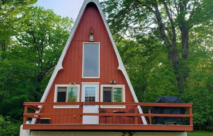 The Gnome Home Cottage located near white mountain NH