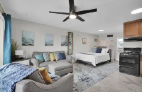 Ocean Front Beach Den -Near Mayo Clinic