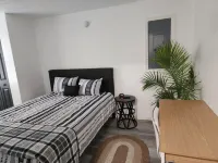 The Flat on Main