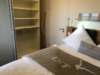 Comfort vacation apartment with south-facing balcony and unique view of the mudflats