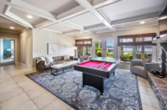 Spacious Lake Home - Great Outdoor Living Spaces & Dock in Gated Golf Resort