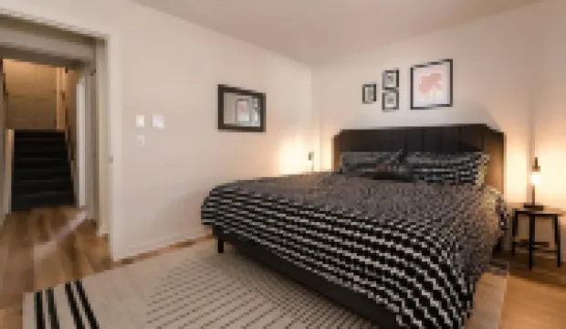 Dog-friendly condo close to Winter Park shuttle with pool, hot tub, tennis, gym