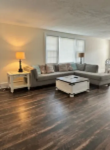 NEW! Residential Retreat. Located minutes to the Oceanview beach and Naval base.