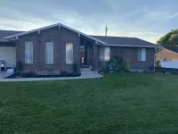 Newly Finished 3bed 2 bath (Basement Apartment)