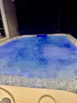 Kimberlys Château Salt Water Pool Waterfall Spa! 6 Bedroom