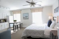 Downtown Studio at The Lake -Unit 4