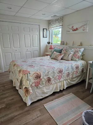 Guest Suite with Bedroom, Living Room, Dining Area, Full Bath,Off Street Parking Hotels near Bumpkin Island
