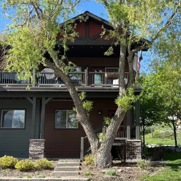 Lakeview Cabin Condo with Balcony Hot Tub