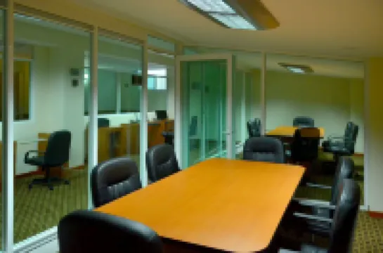 貝斯特韋斯特比斯開廣場酒店（Plaza Vizcaya Hotel）