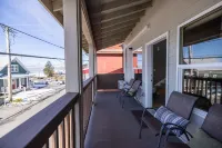 Comfort and Convenience in Downtown Sitka - Suite A
