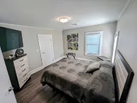 4-Bedroom Home /Port Clinton. Close to restaurants/shopping, Jet Express, beach.