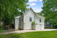 Spirit of ATL - Minutes to Airport & Downtown! Hotels near Delta Flight Museum