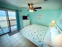Fabulous 1BR Condo with amazing beach views sleeps 4.  Park by door.  Pool.