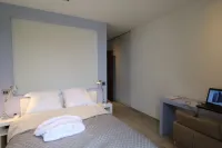 Large contemporary villa with swimming pool