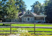 Cozy Family Cottage on Skytop Lodge Property