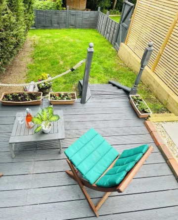 Private Tranquil One Bedroom Lodge With Parking and Outdoor Space. Pet Friendly!