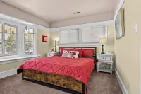 Spacious Home in the heart of the Bay