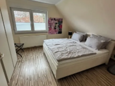 Comfortable mod. Apartment -Lighthouse-(95m2) in the middle of Steinhude, WLAN, wallbox, parking lot Hotels in Steinhude