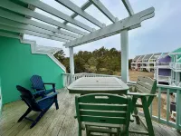 Break Time 3 BR, 3.5 Bath, Mini-Waterpark, Pool, Gym, Linens Provided Sleeps 7