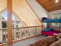 Valley View Cabin, New Hot Tub, Close to Ski Lifts!