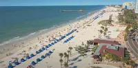 ★ SCENIC POOLSIDE❤ tastefully decorated and minutes away from Clearwater Beach - 4-Star