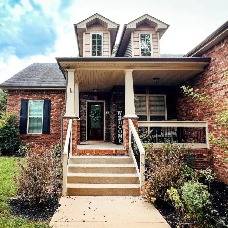 Modern comfort in Clarksville! Welcome to the Madison Street Retreat!