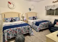 Gulf Front Escape-Panoramic East Views & Oversized Balcony
