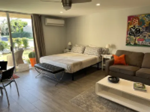 Prime Location! Renovated Studio at Shadow Mountain Resort, Steps from El Paseo.