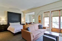Homewood Suites by Hilton Mont-Tremblant Resort Hotel a 
