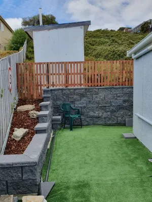 Beachside Cottage in great location, only 30min from CBD Отели рядом с достопримечательностью «Парк Креморн Апекс»