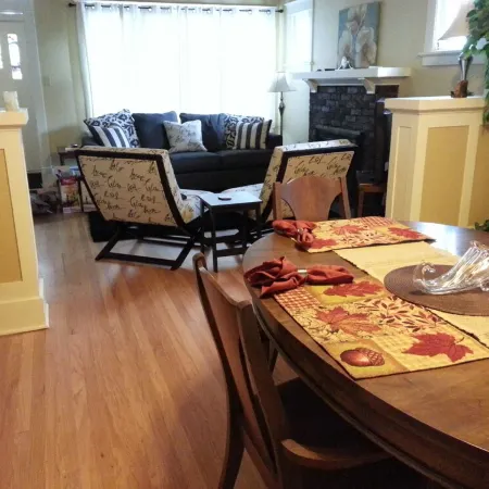 Butte Bungalow Home, Close to uptown- 2 bdrm, 2 bath, No Cleaning fee
