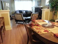 Butte Bungalow Home, Close to uptown- 2 bdrm, 2 bath, No Cleaning fee