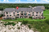 Fall in Fla! Updated Ocnfrt Condo w Country Club Perks!- Ocnfrt  Pool & Golf - Gym