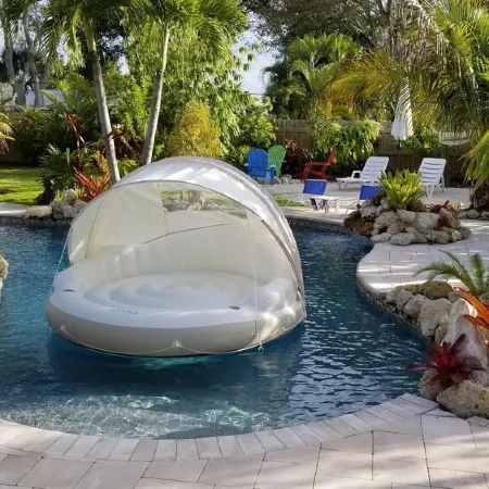 ⭐  Beautiful Private Backyard Resort Heated Pool/Spa Downtown & Beaches