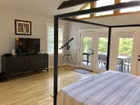 Splendor Cove Retreat…Lakefront w/ dock, Huge Yard, Lake Toys, Stream w/ wfall