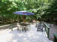 Cozy, Quiet Old Forge Getaway, just Minutes from The Fulton Chain Lakes Hotels in Webb