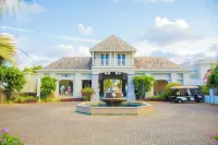 Azuri Apartment with Beach, Pools, Gym, Restaurants, Spa, Boats, Kids Corner Hotels near navjeevan mandir