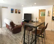 Cozy 1bd Duplex Unit - Downtown Bothell and UW Bothell