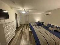 The Chateau Relaxo 4BR  4-1/2BA Open Concept on Kentucky Lake