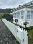 Cosy Coastal Cottage in Stanley Beautiful Outdoor Fire Pit. Pet Friendly.